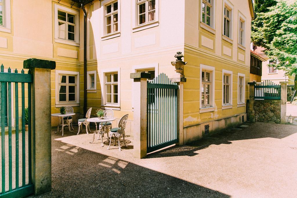 Hotel Villa Sorgenfrei & Restaurant Atelier Sanssouci Radebeul Esterno foto