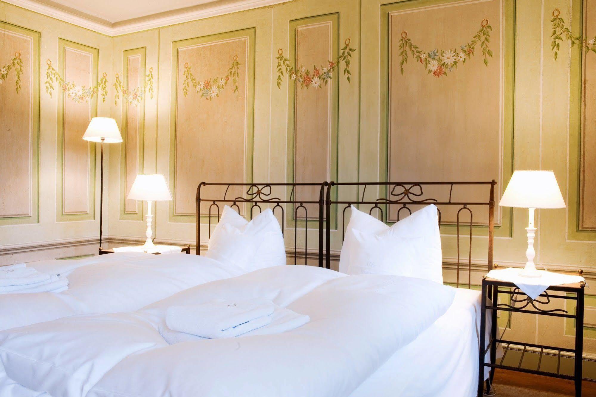 Hotel Villa Sorgenfrei & Restaurant Atelier Sanssouci Radebeul Esterno foto