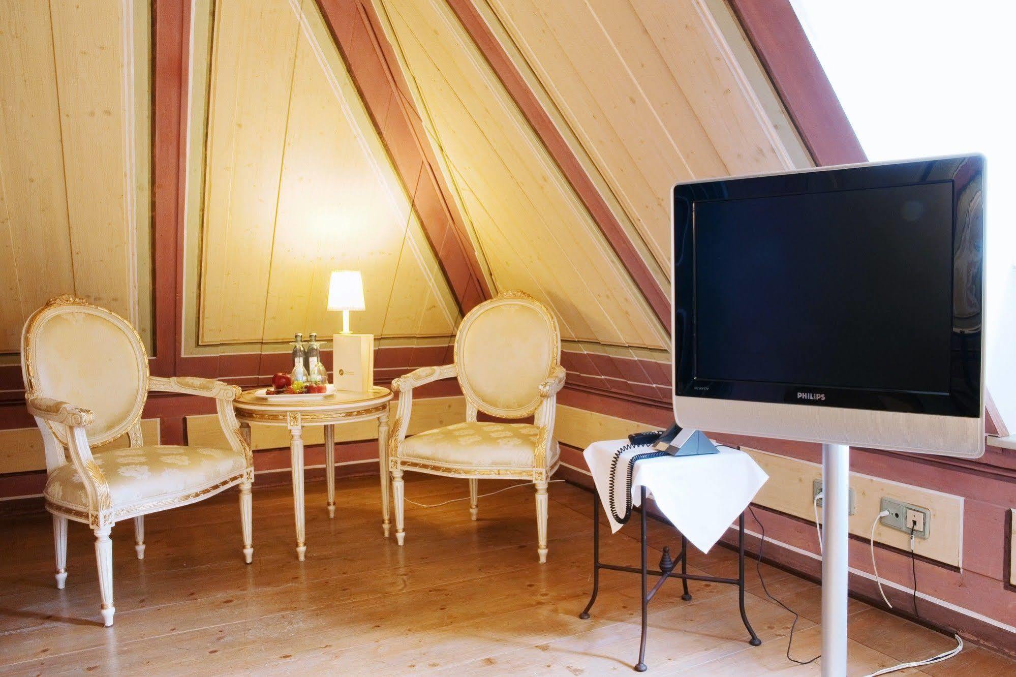 Hotel Villa Sorgenfrei & Restaurant Atelier Sanssouci Radebeul Esterno foto