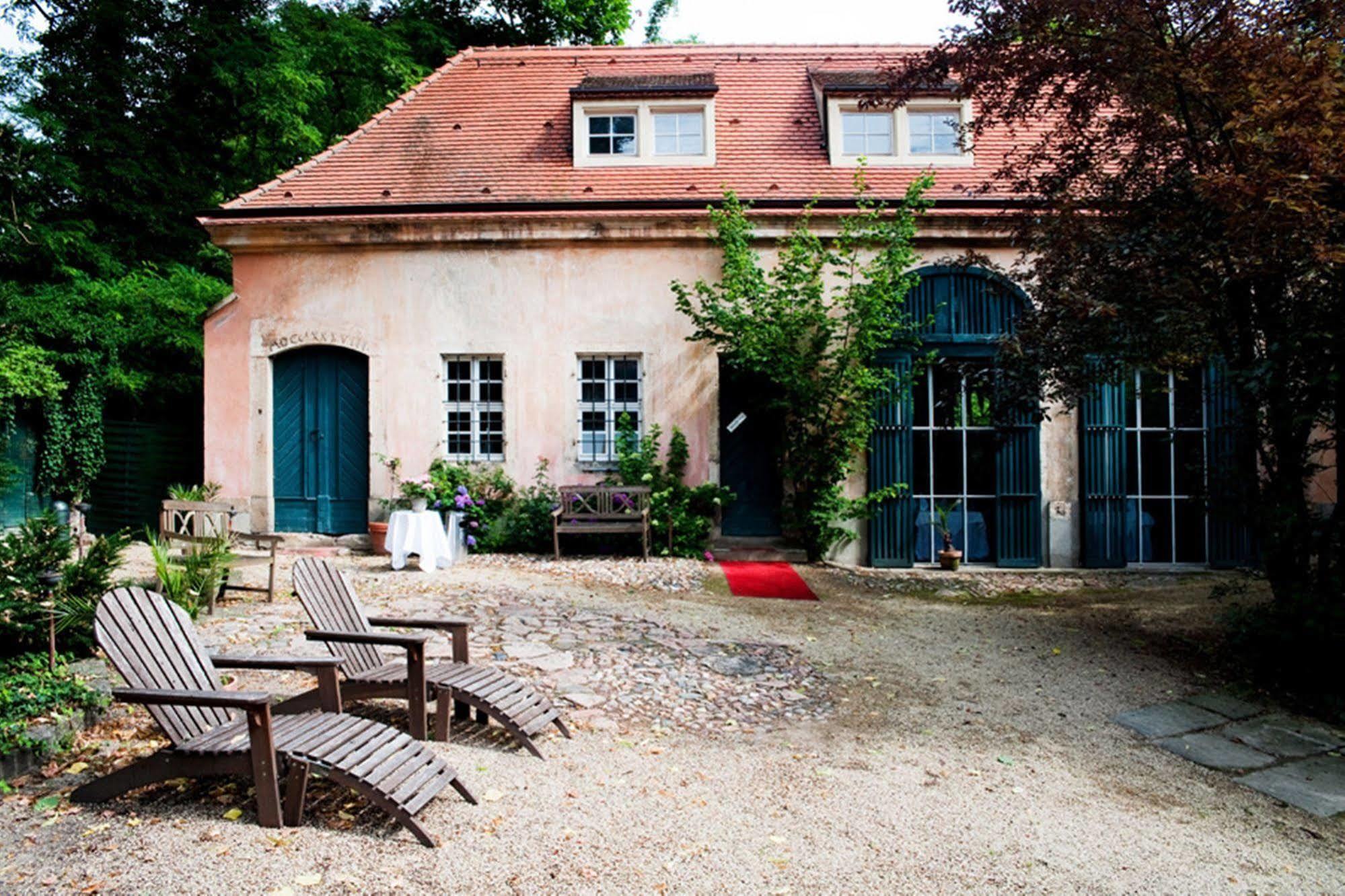 Hotel Villa Sorgenfrei & Restaurant Atelier Sanssouci Radebeul Esterno foto